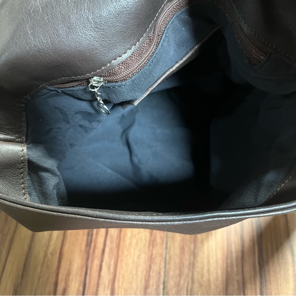 Vintage Coach Lexington Flap Crossbody Bag - Picture 8 of 9